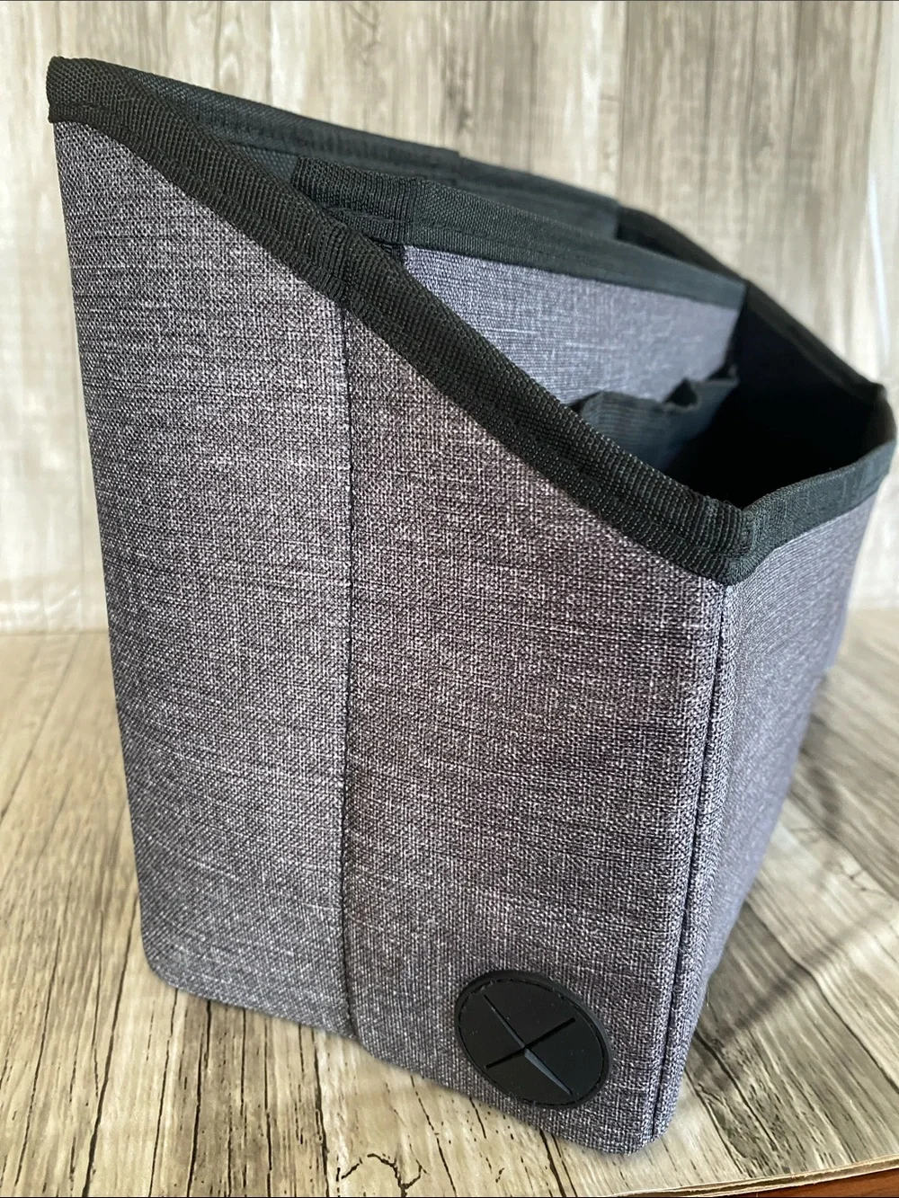 #3 THIRTY-ONE OFFICE DESK CHARGER ORGANIZER DIVIDER— CHARCOAL CROSSHATCH